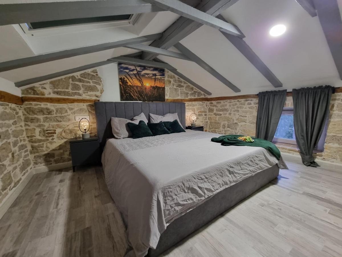Vela & Vega Appartement Višnjan Buitenkant foto