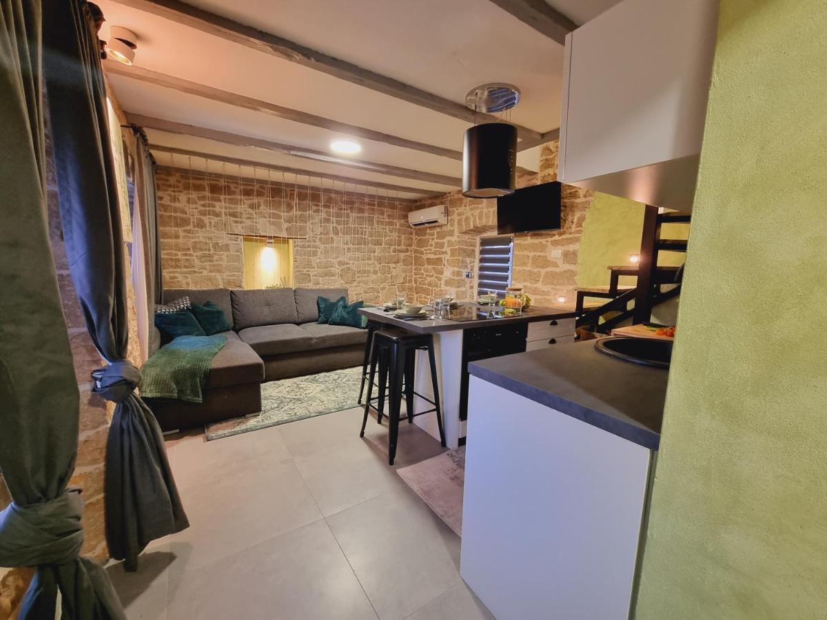 Vela & Vega Appartement Višnjan Buitenkant foto